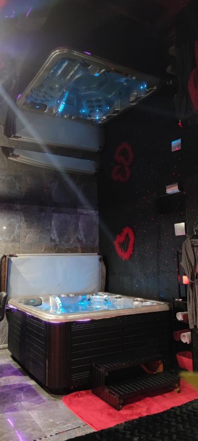 Loft Romantique Hammam Spa Privatif Playroom Grenoble Buitenkant foto