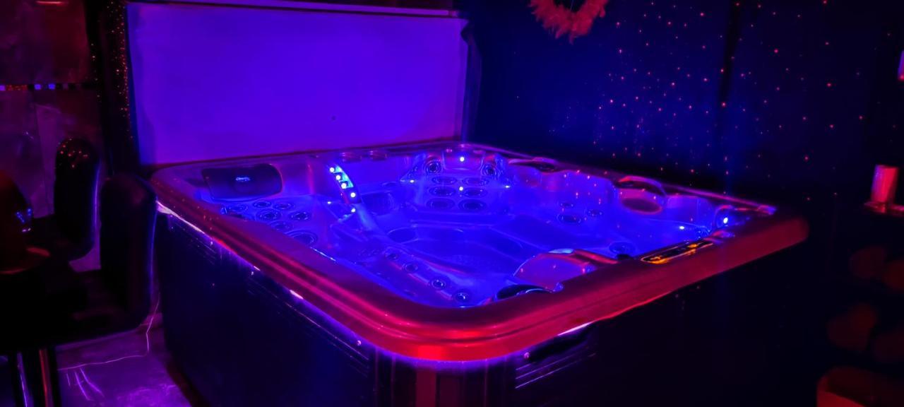 Loft Romantique Hammam Spa Privatif Playroom Grenoble Buitenkant foto